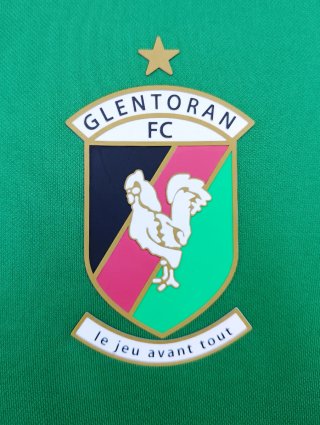 Maglia calcio Glentoran FC 2022-2023