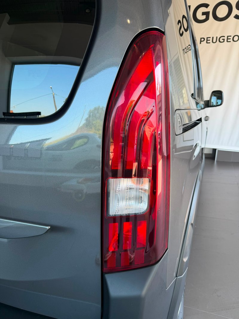 Peugeot Rifter 2020, foto 31