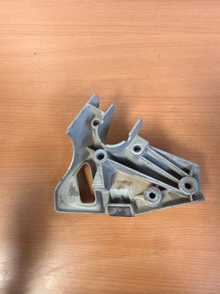 Soporte Estribera delnat Izq BMW R 1100 GS 96