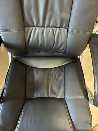 Sillón de oficina negro