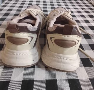 Zapatillas deportivas beige/marrón talla 37