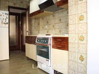 Piso en venta en Cruz Roja en Sevilla