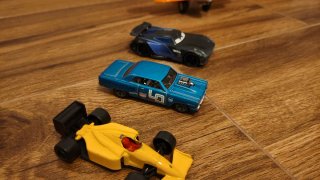 Camión y coches de juguete para niños