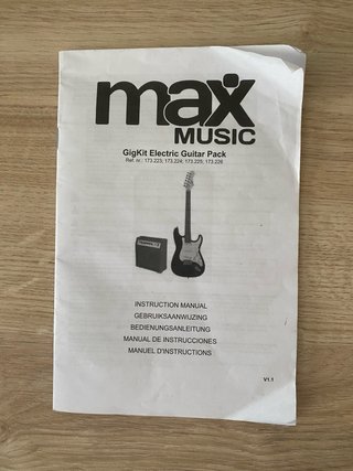 Set Guitarra Eléctrica Max Music + Accesorios