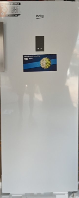 Congelador Beko B3RFNE274W Blanco