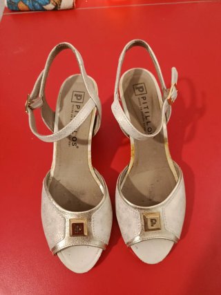 Sandalias Pitillos Piel T.36 Tacón Ancho Beige/Oro