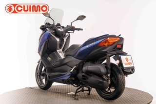 YAMAHA XMAX 125