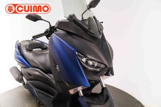 YAMAHA XMAX 125