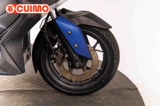 YAMAHA XMAX 125