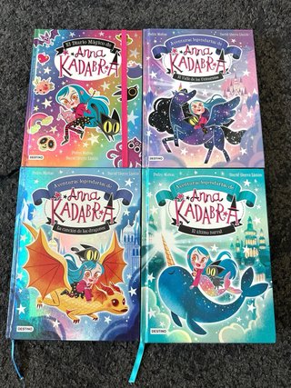 Colección libros prácticamente nuevos Anna Kadabra