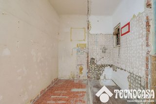 Local comercial en venta en Artigas - Llefià en Badalona