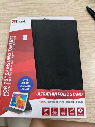 Funda Tablet Trust 10 Ultrathin Folio Stand