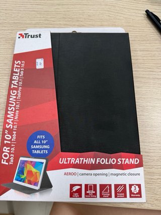 Funda Tablet Trust 10 Ultrathin Folio Stand