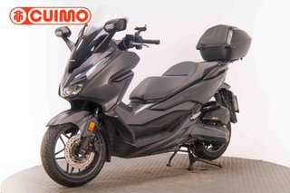 HONDA FORZA 125