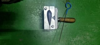 Molde para plomos de pesca