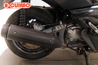 YAMAHA XMAX 250