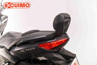 YAMAHA XMAX 250