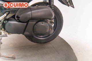 YAMAHA XMAX 250