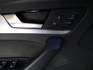Audi Q5 SportBack 40TDI 204cv BlackLine S-Tron2025