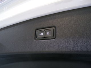 Audi Q5 SportBack 40TDI 204cv BlackLine S-Tron2025
