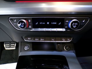 Audi Q5 SportBack 40TDI 204cv BlackLine S-Tron2025