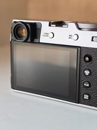 ~ Fujifilm X100V ~