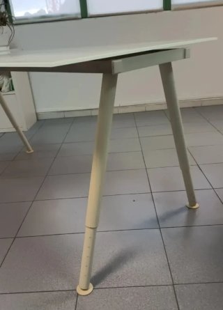 Mesa de oficina cristal y metal