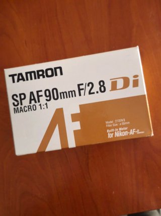 Caja Tamron SP AF90mm F/2.8 Di + Docs