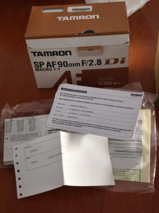 Caja Tamron SP AF90mm F/2.8 Di + Docs