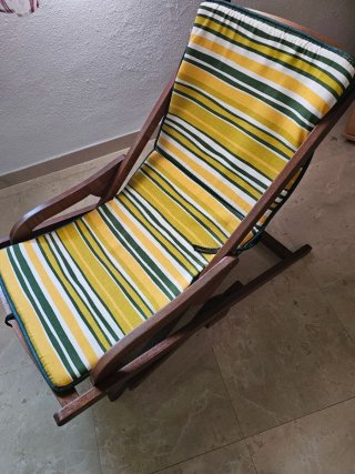 Tumbona de madera