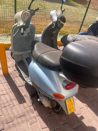 VENDO URGENTE VESPA