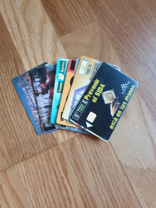 19 Tarjetas Telefónicas