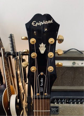 Epiphone SST Studio Chet Atkins Guitarra