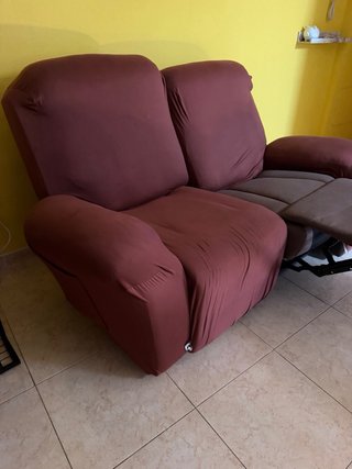 Sofá 2 plazas con reposapiés abatible