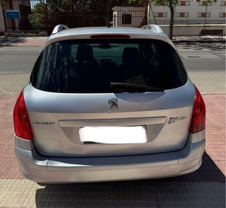 130.000KM Peugeot 308 SW 1.6 e-HDi Blue Lion