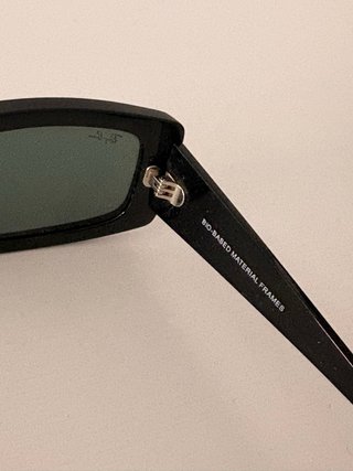Gafas de sol Ray-Ban negras rectangulares