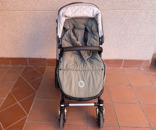 Carrito Bugaboo Camaleón3 con patinete