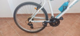 Bicicleta Rockrider 26 con portabidón