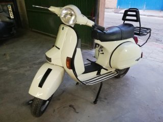 Vespa PX 200 Iris Beige