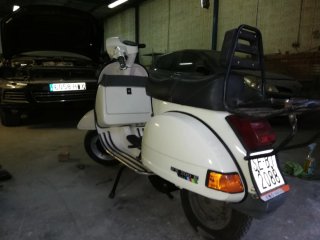 Vespa PX 200 Iris Beige