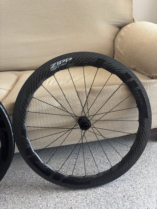 Juego Ruedas Zipp 454 NSW Carbono