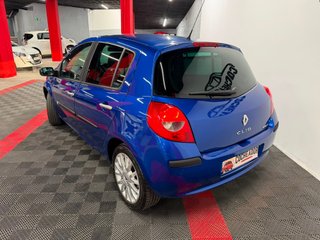 Renault Nuevo Clio Exception 2.0 16v 140CV