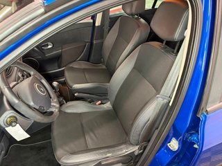 Renault Nuevo Clio Exception 2.0 16v 140CV