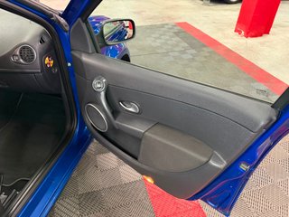 Renault Nuevo Clio Exception 2.0 16v 140CV