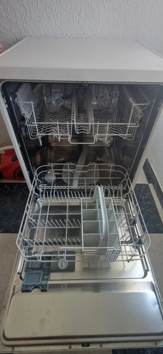 Lavavajillas Zanussi