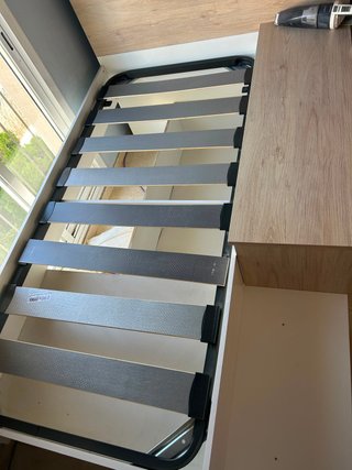 Cama compacta 90x190cm con escritorio y almacenaje