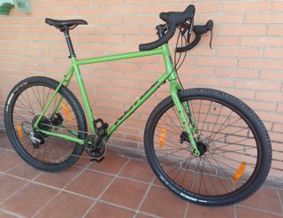 Bicicleta Gravel Kona Rove DL