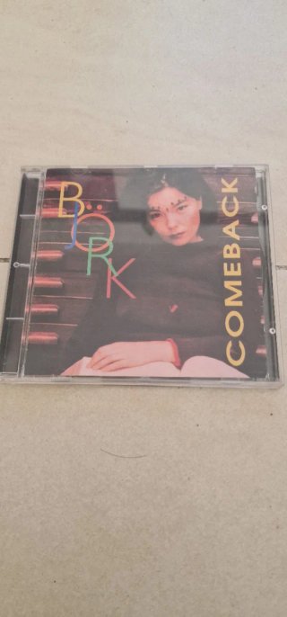 CD Björk Comeback