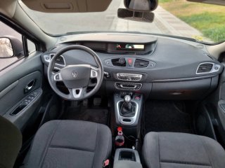 Renault Grand Scenic 2012