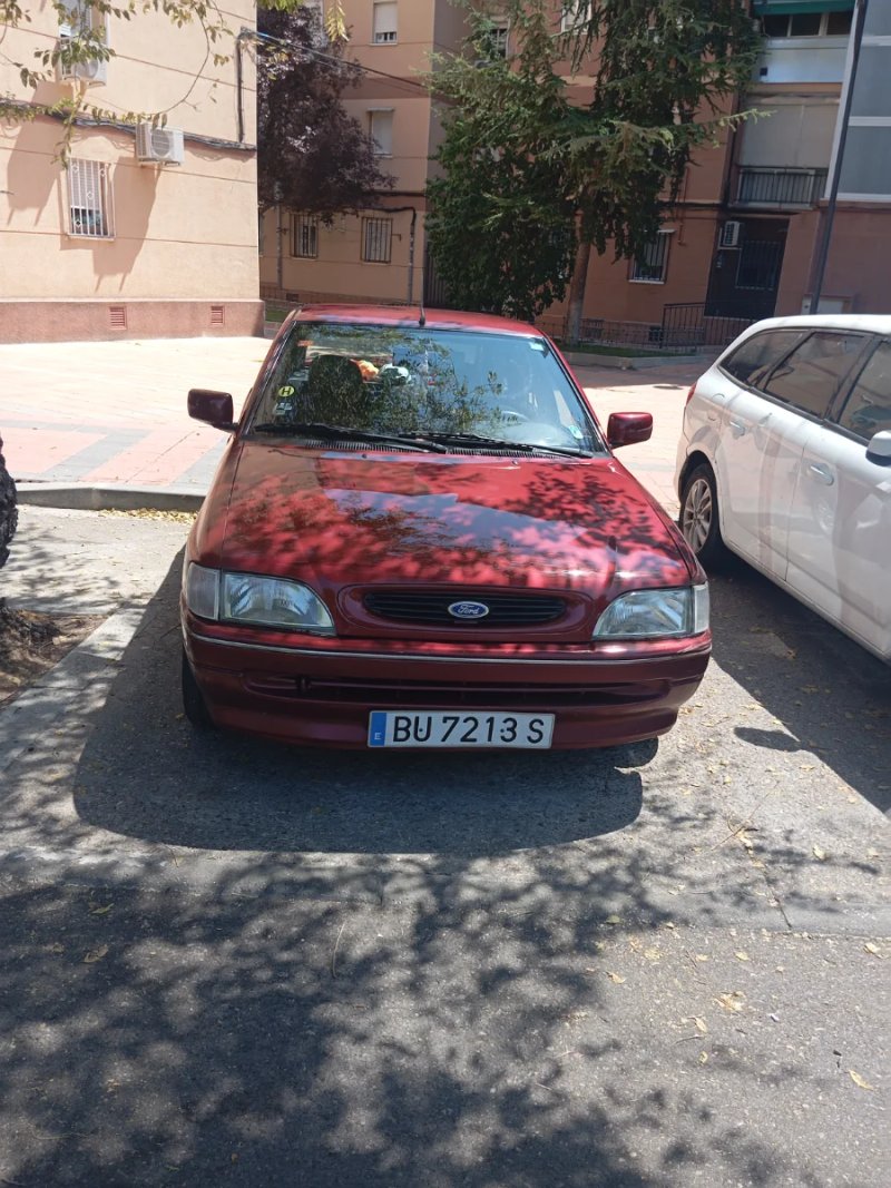Ford Escort 1994 1.6 Histórico - foto 1